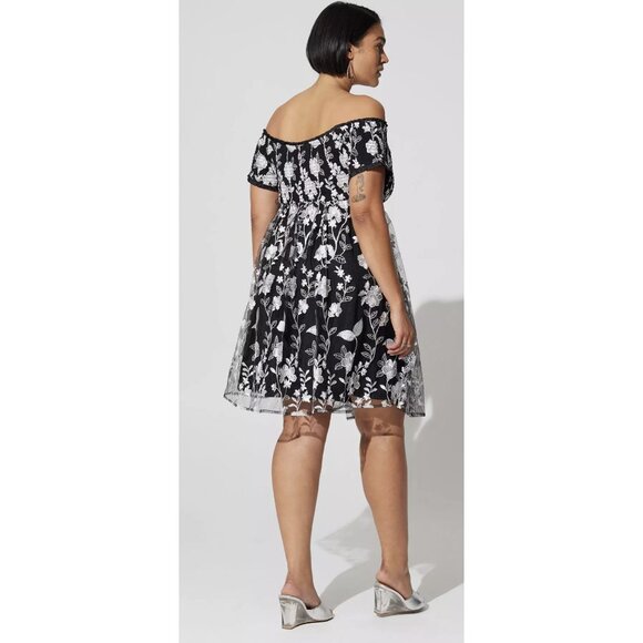 TORRID Mini Lace Smocked Off Shoulder Dress in Black White Evening Whimsigoth - Picture 2 of 15